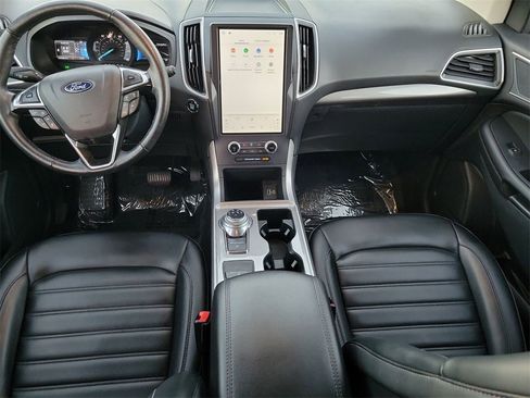 Used 2024 Ford Edge SEL image 14
