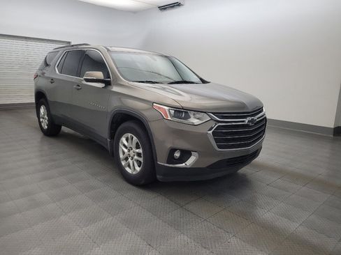 Used 2019 Chevrolet Traverse LT FWD image 13