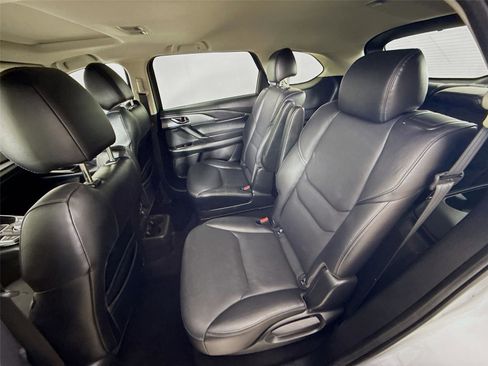 Used 2023 MAZDA CX-9 Touring image 22