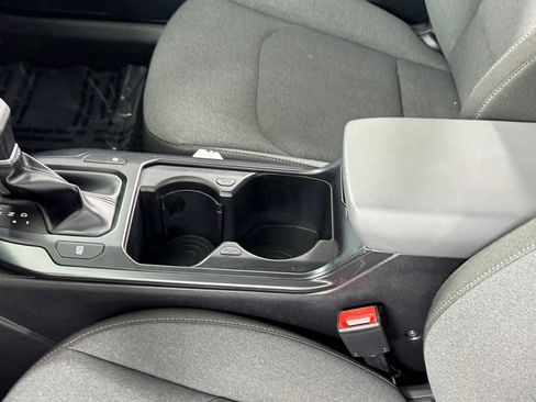 Used 2025 Kia K4 FWD image 32