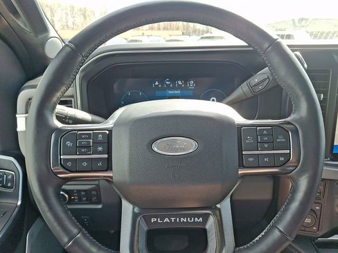 Used 2025 Ford F450 Platinum w/ FX4 Off-Road Package AWD/4WD image 20