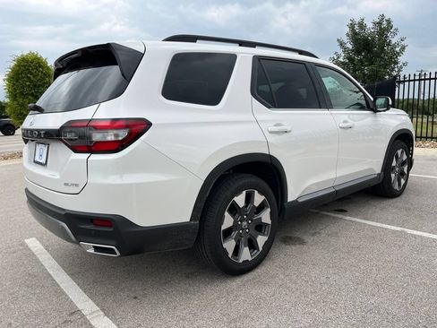 Certified 2026 Honda Pilot Elite image 4