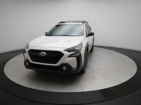 Used 2023 Subaru Outback Onyx Edition image 34