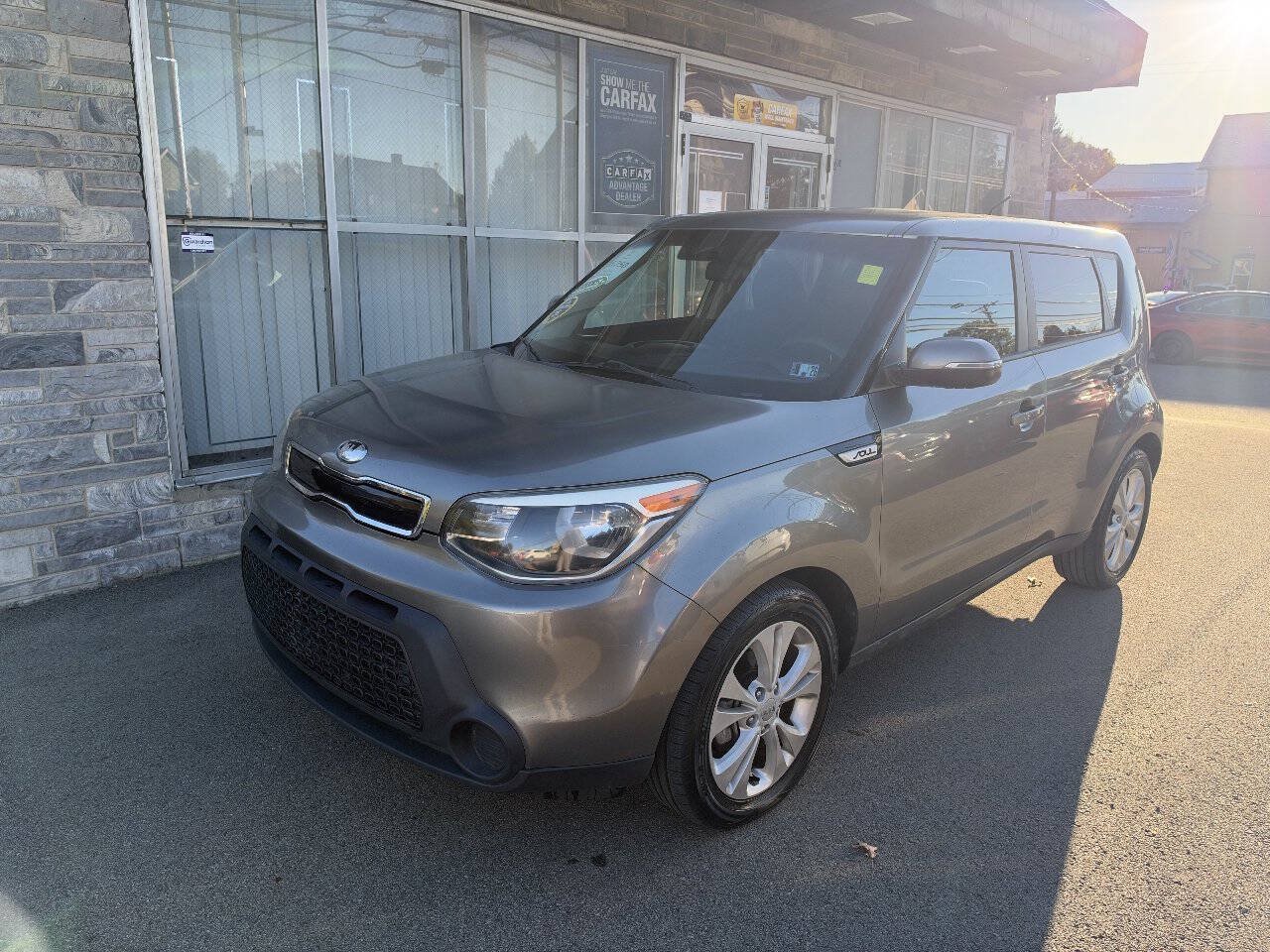 Used 2014 Kia Soul + FWD image 1