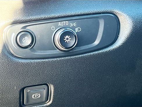 Used 2023 Chevrolet Blazer RS w/ Driver Confidence II Package image 10