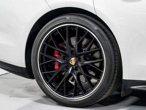 Used 2020 Porsche Panamera GTS image 51