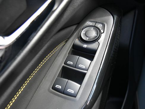 Used 2025 Chevrolet Trax ACTIV w/ Driver Confidence Package image 32