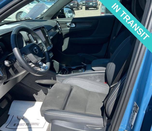 Certified 2023 Volvo XC40 Recharge Ultimate w/ Protection Package Premier AWD/4WD image 2