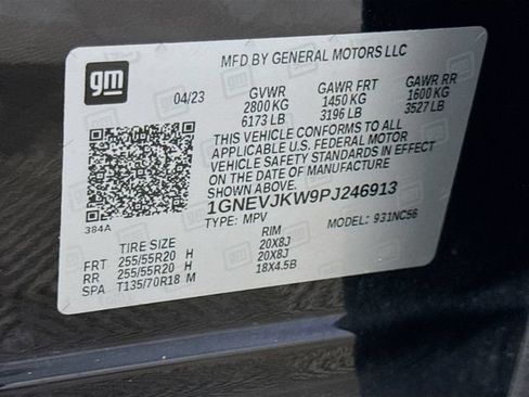 Used 2023 Chevrolet Traverse RS AWD/4WD image 34