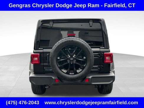 Certified 2025 Jeep Wrangler Unlimited Sahara AWD/4WD image 6