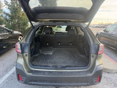 Used 2020 Subaru Outback Onyx Edition XT w/ Popular Package #2 image 6