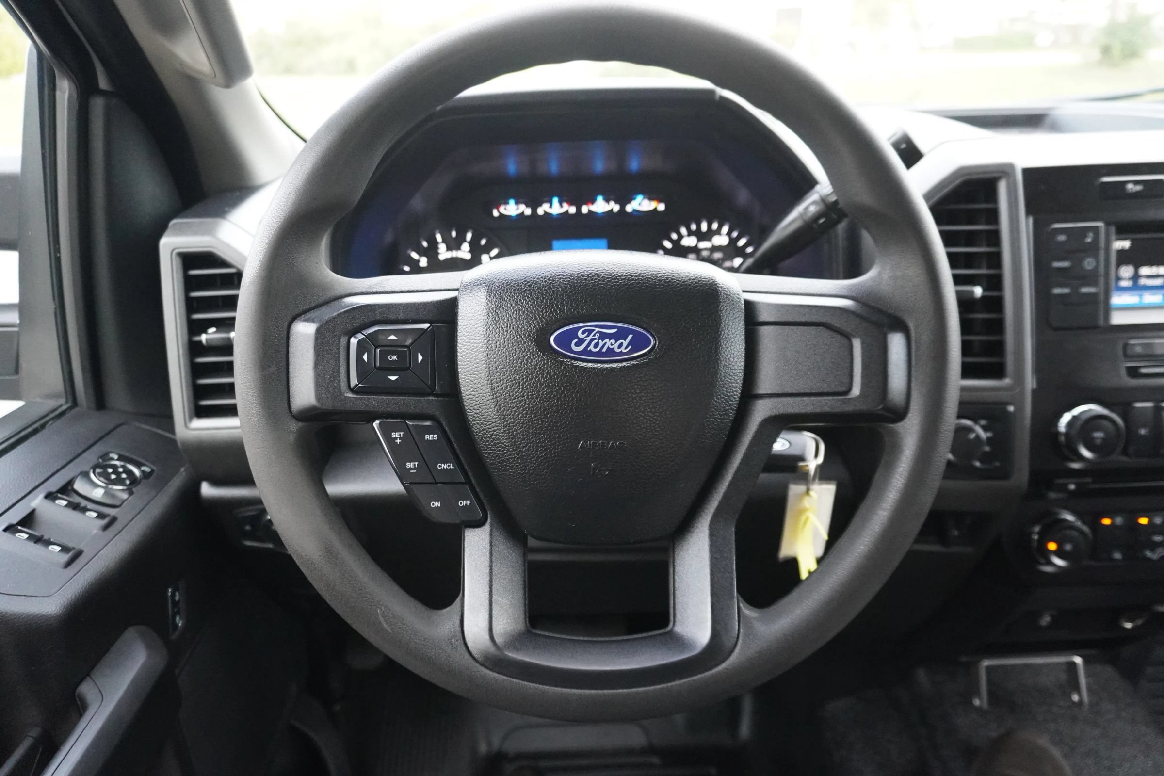 Used 2017 Ford F350 XL AWD/4WD image 21