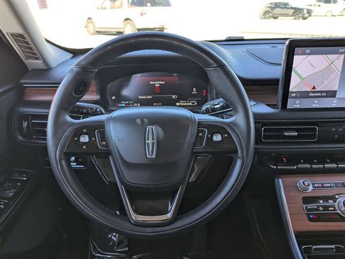 Used 2024 Lincoln Aviator Reserve AWD/4WD image 21
