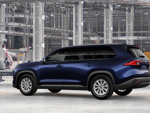 New 2026 Toyota Grand Highlander XLE FWD image 7