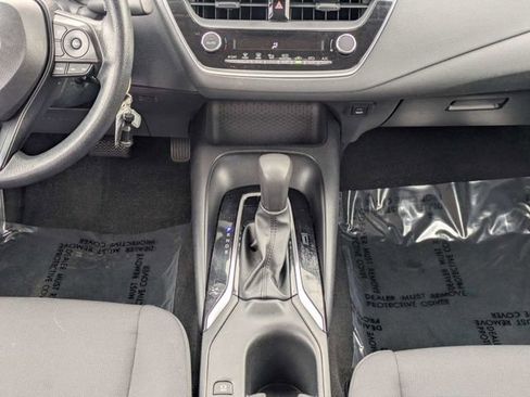 Used 2024 Toyota Corolla LE image 18