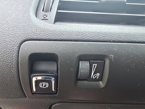 Used 2018 Chevrolet Impala LT FWD image 26