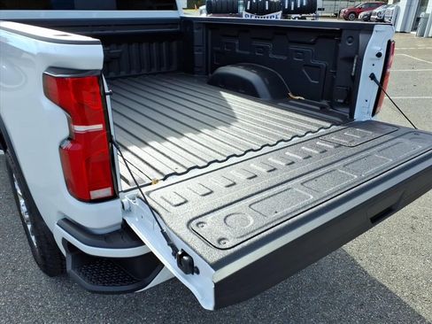 New 2026 Chevrolet Silverado 2500 LT w/ Z71 Chrome Sport Edition image 5