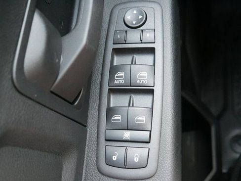 New 2023 RAM 3500 Tradesman image 27