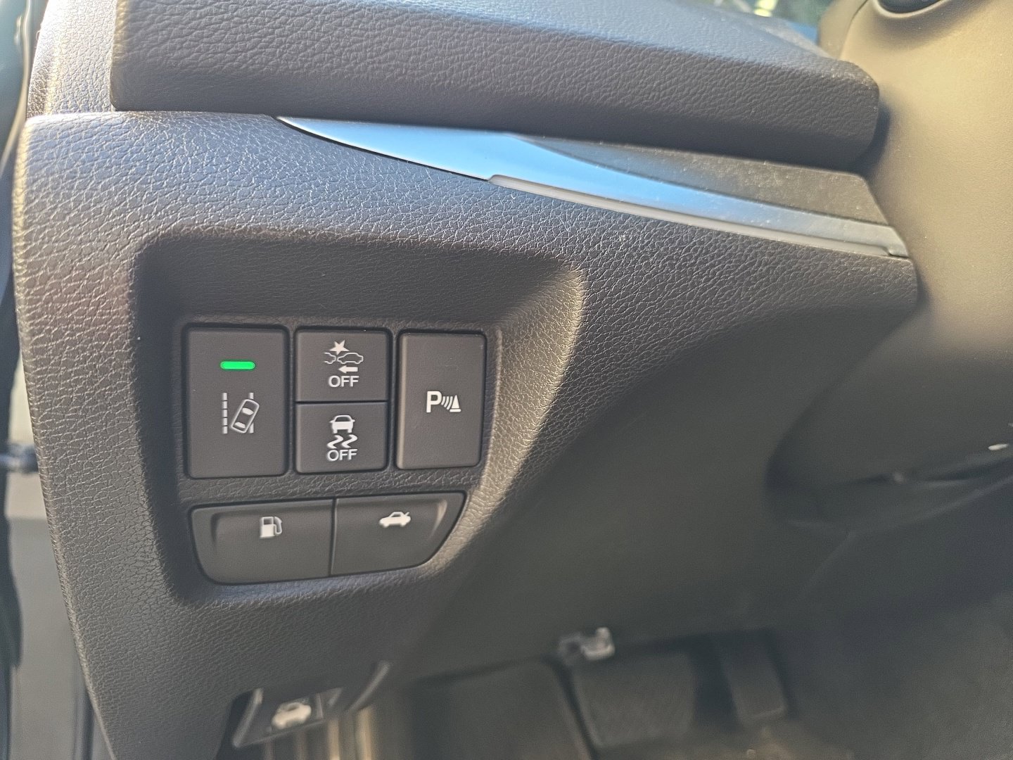 Used 2018 Acura TLX w/ Technology & A-SPEC Package FWD image 9
