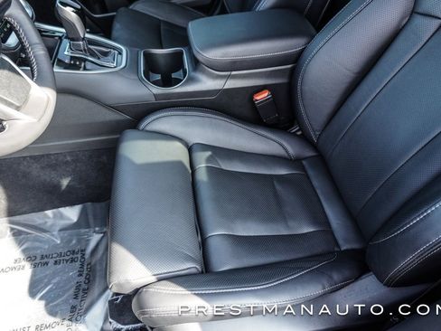 Used 2025 Subaru Outback Touring XT image 33