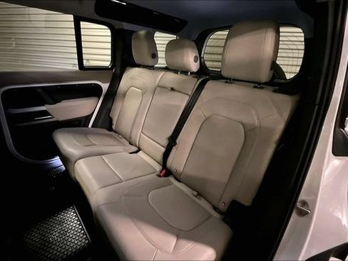 Certified 2023 Land Rover Defender 110 S AWD/4WD image 17
