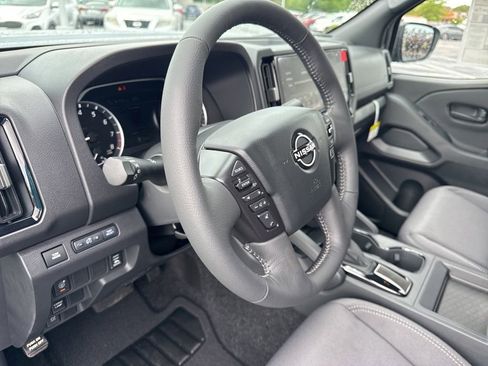 New 2026 Nissan Frontier SV w/ SV Convenience Package RWD image 23