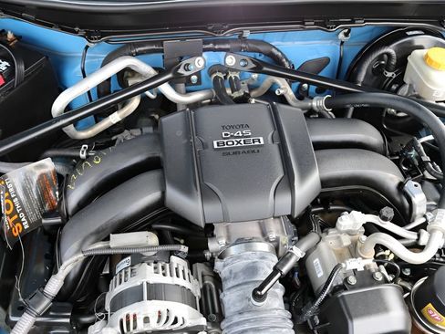 Used 2022 Toyota GR86 Premium w/ ALL Weather Mat Package (TMS) RWD image 10