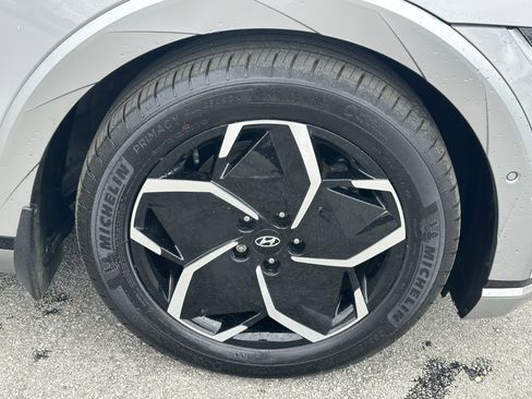 Used 2024 Hyundai Ioniq 5 Limited image 15