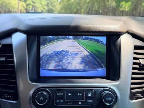 Used 2020 Chevrolet Tahoe Premier AWD/4WD image 4