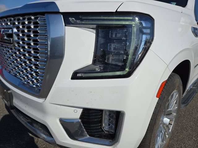 Used 2023 GMC Yukon XL Denali AWD/4WD image 6