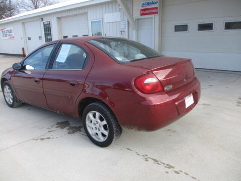 Used 2005 Dodge Neon SXT image 13