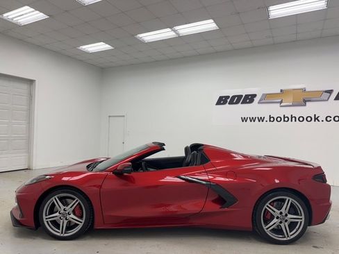 New 2026 Chevrolet Corvette Stingray Convertible w/ Z51 Performance Package image 16