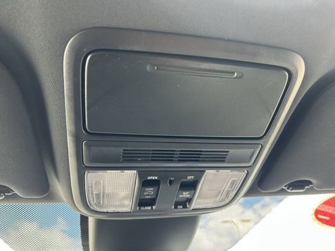 Used 2023 Honda Odyssey Sport image 36