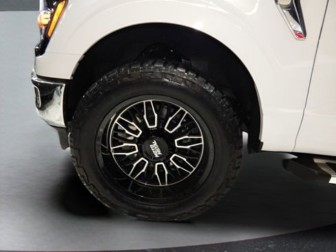 Used 2024 Ford F150 XLT w/ Tow/Haul Package image 8