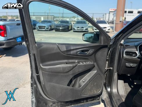 Used 2019 Chevrolet Equinox LT AWD/4WD image 11