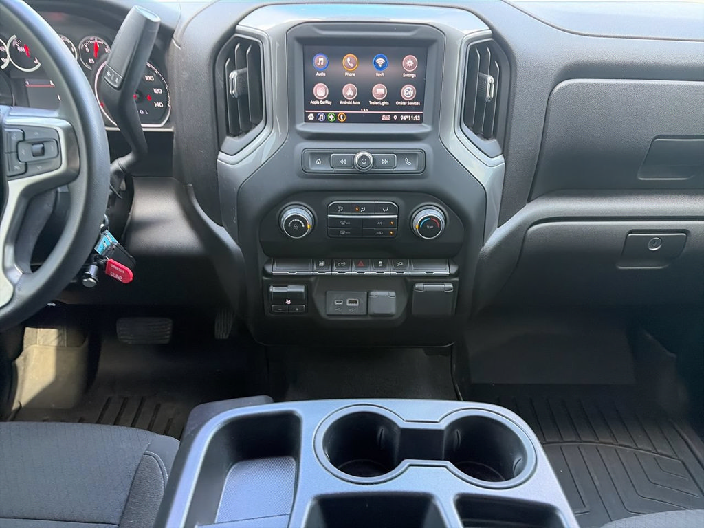 Used 2022 Chevrolet Silverado 2500 Custom w/ Custom Value Package AWD/4WD image 11