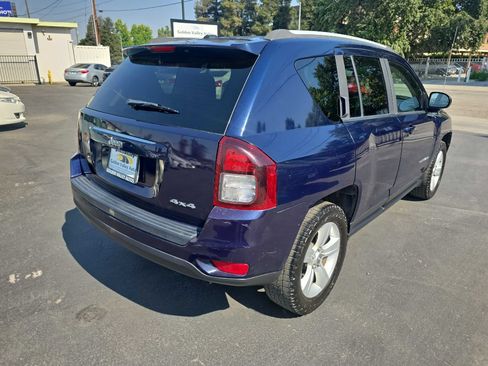 Used 2016 Jeep Compass Sport w/ Power Value Group AWD/4WD image 4