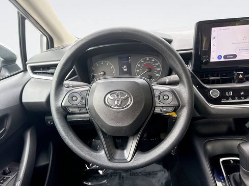Used 2024 Toyota Corolla LE FWD image 11