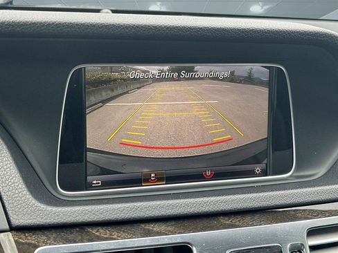 Used 2016 Mercedes-Benz E 350 Sedan image 26