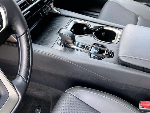 Used 2025 Lexus RX 350 Premium w/ Accessory Package (Z1) FWD image 17