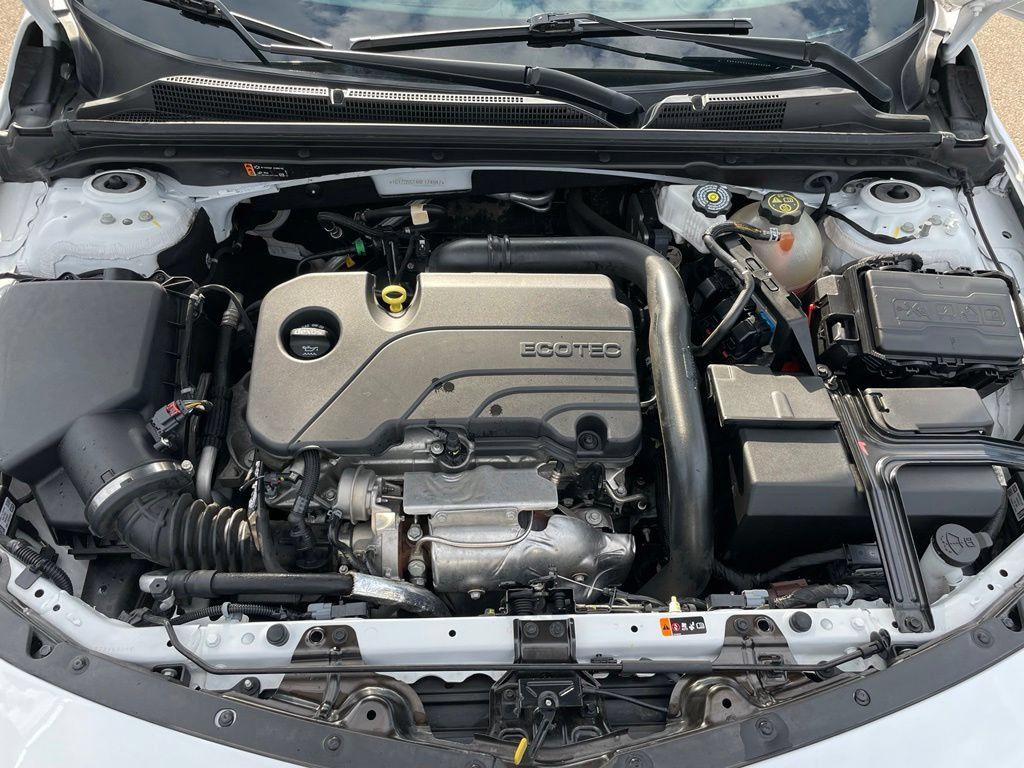Used 2024 Chevrolet Malibu LT FWD image 30
