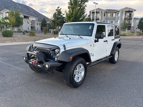 Used 2014 Jeep Wrangler Unlimited Sport w/ Quick Order Package 24S AWD/4WD image 7