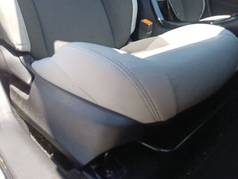 Used 2022 Toyota Corolla XSE FWD image 31