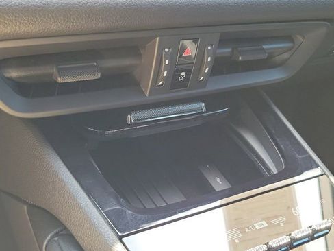 Certified 2024 Porsche Cayenne AWD/4WD image 27