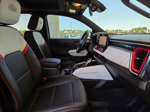 Used 2024 GMC Canyon AT4X w/ AT4X AEV Edition AWD/4WD image 25