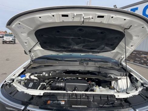 Used 2024 Ford Explorer Limited image 22