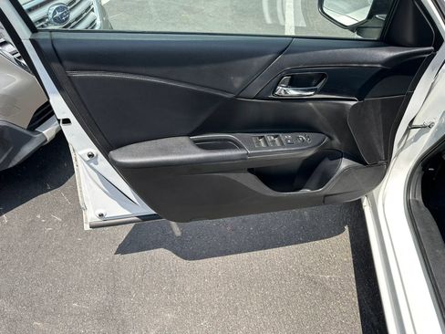 Used 2014 Honda Accord Sport image 23