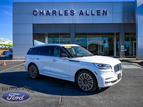 Used 2023 Lincoln Aviator Black Label image 1