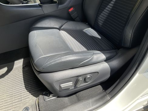 Used 2021 Toyota RAV4 XSE AWD/4WD image 27