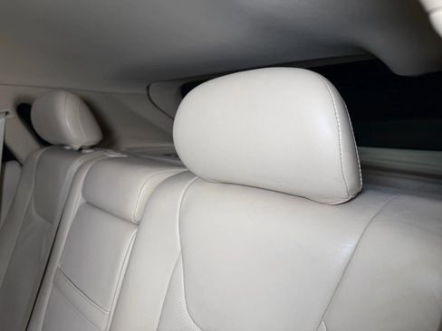 Used 2011 Lexus RX 350 AWD image 21